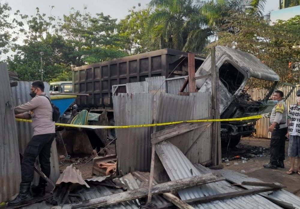 Tiga Kendaraan Terbakar di Alambarajo, Polisi Periksa Pegawai Bengkel