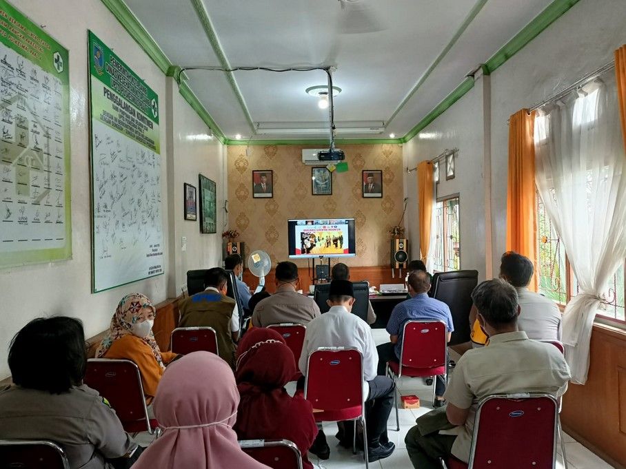 Kapolda Jambi Tinjau Vaksinasi di Puskesmas Paal X