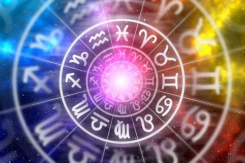 Ramalan Zodiak Senin 15 Maret 2022, Cancer, Sagitarius dan Pisces Harus Waspada