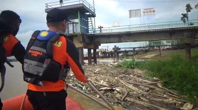 Hari ke Tiga Pencarian Miko, Tim Sisir Sungai Batanghari Sejauh 5 Km