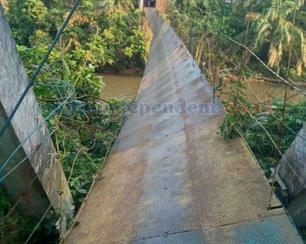 Jembatan Gantung di Renah Mendaluh Putus, Belasan Pelajar Alami Luka Berat