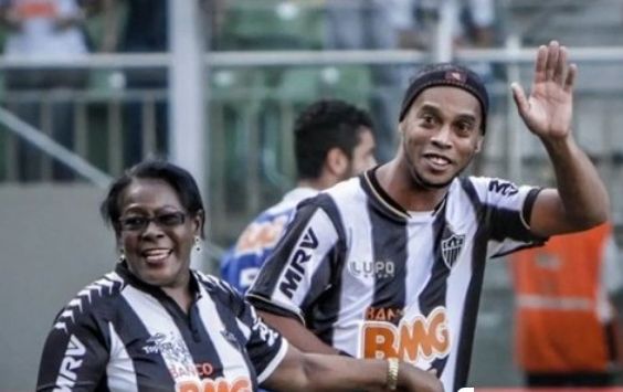Sudah Kontrak, Raffi Ahmad Resmi Datangkan Ronaldinho