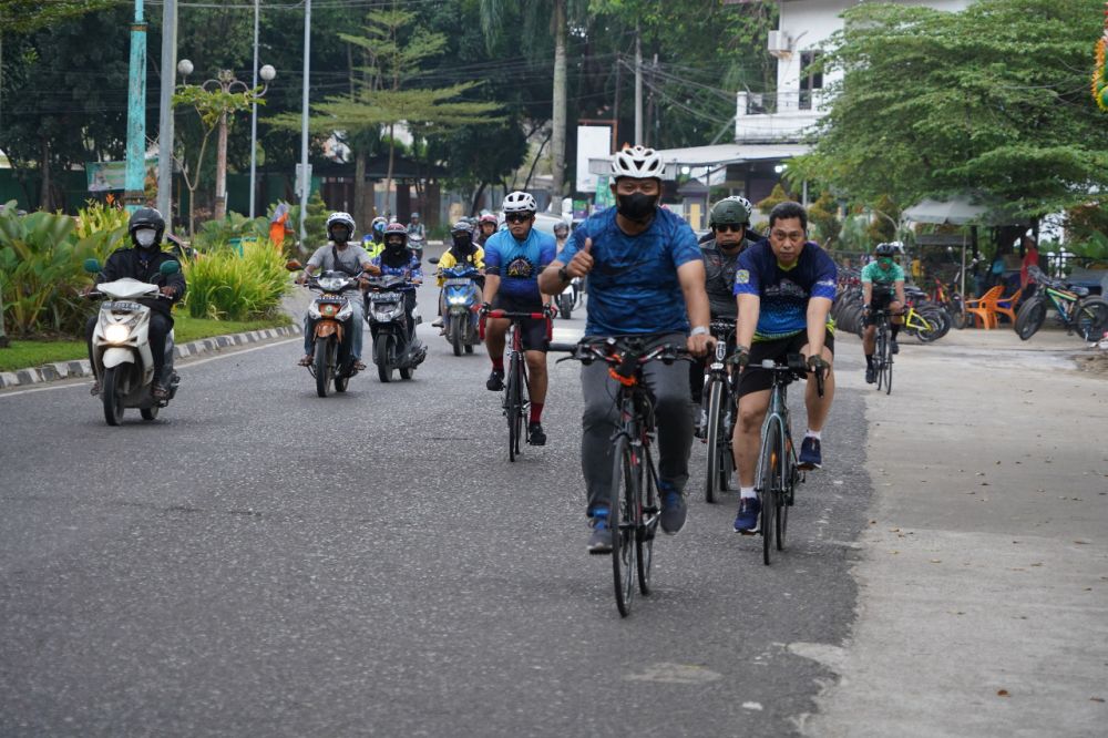 Danrem 042/Gapu Gowes Bersama Anggota, Jaga Kebugaran dan Kebersamaan