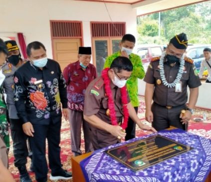Resmikan Rumah Restorative Justice di Dusun Senamat Bungo, Ini Kata Kajati Jambi Sapta Subrata