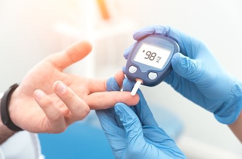 Tetap Aman Selama Puasa, Ini Tips Dokter Spesialis untuk Penderita Diabetes