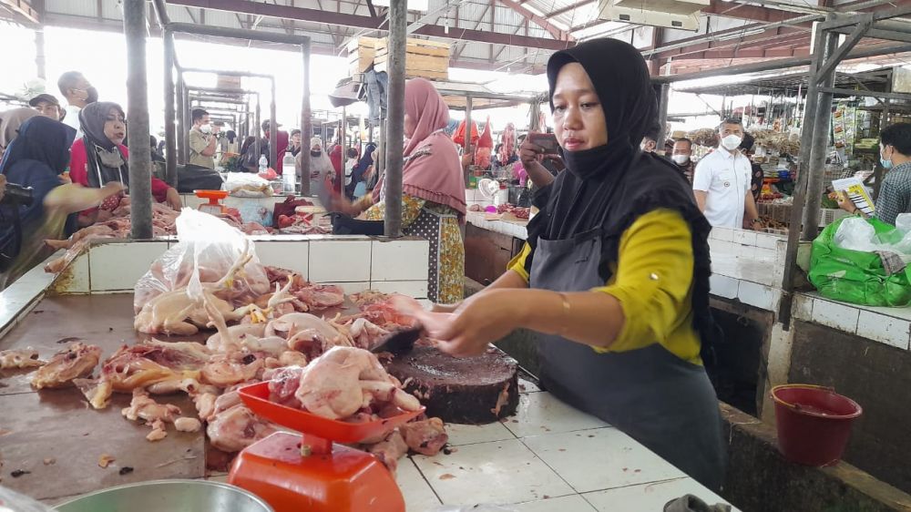 Jelang Ramadan, Harga Daging Ayam Mahal