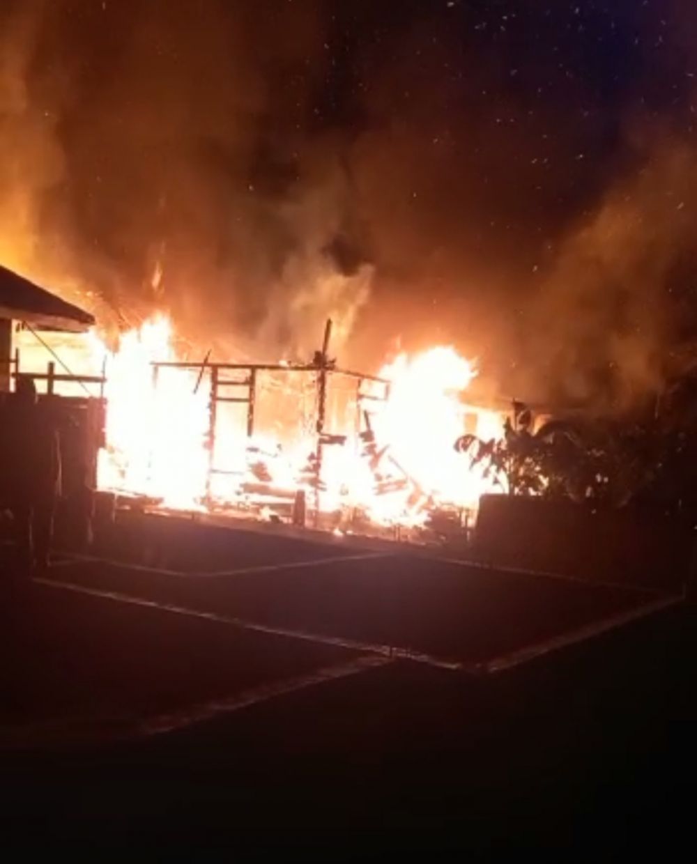 Rumah Warga Desa Pulau Kayu Aro Terbakar, Ini Kronologinya