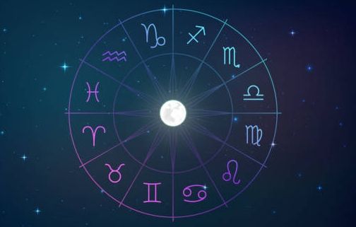 Ramalan Karir Kamu Berdasarkan Zodiak Hari Senin 4 April 2022