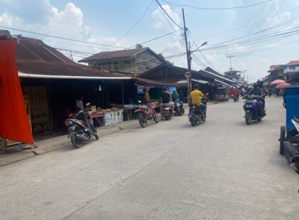 Pasar Beduk Ramadan di Kualatungkal Ditiadakan, Masyarakat Diizinkan Berdagang di Pinggir Jalan