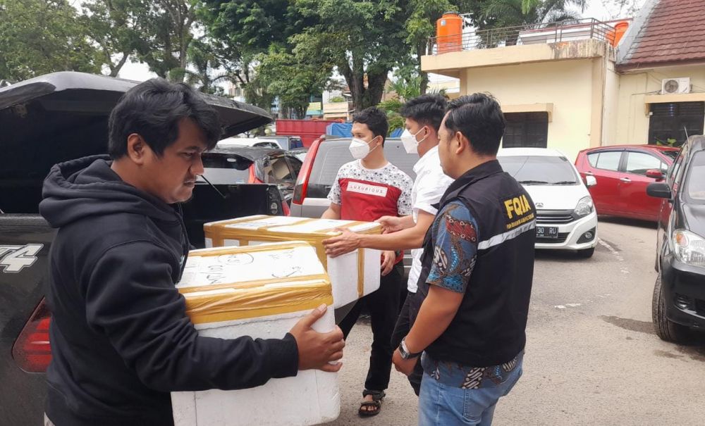 Gerebek Rumah Penampungan Benih Lobster Ilegal di Batanghari, Polisi Amankan 7 Tersangka