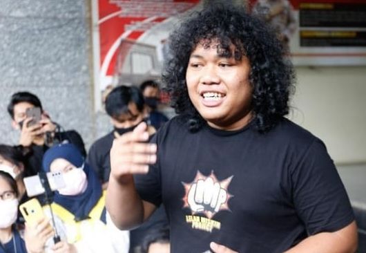 Kiki Saputri: Beramal ke Tempat yang Benar Aja, Sindiran untuk Marchel Widianto