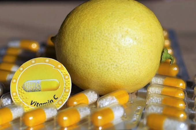 Jangan Berlebihan Konsumsi Vitamin C, Ini 3 Bahaya yang Mengintai