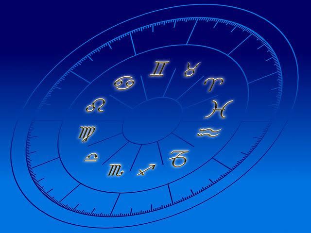 Cek Ramalan Zodiak Hari Selasa 19 April 2022, Sagitarius Jangan Batasi Imajinasimu