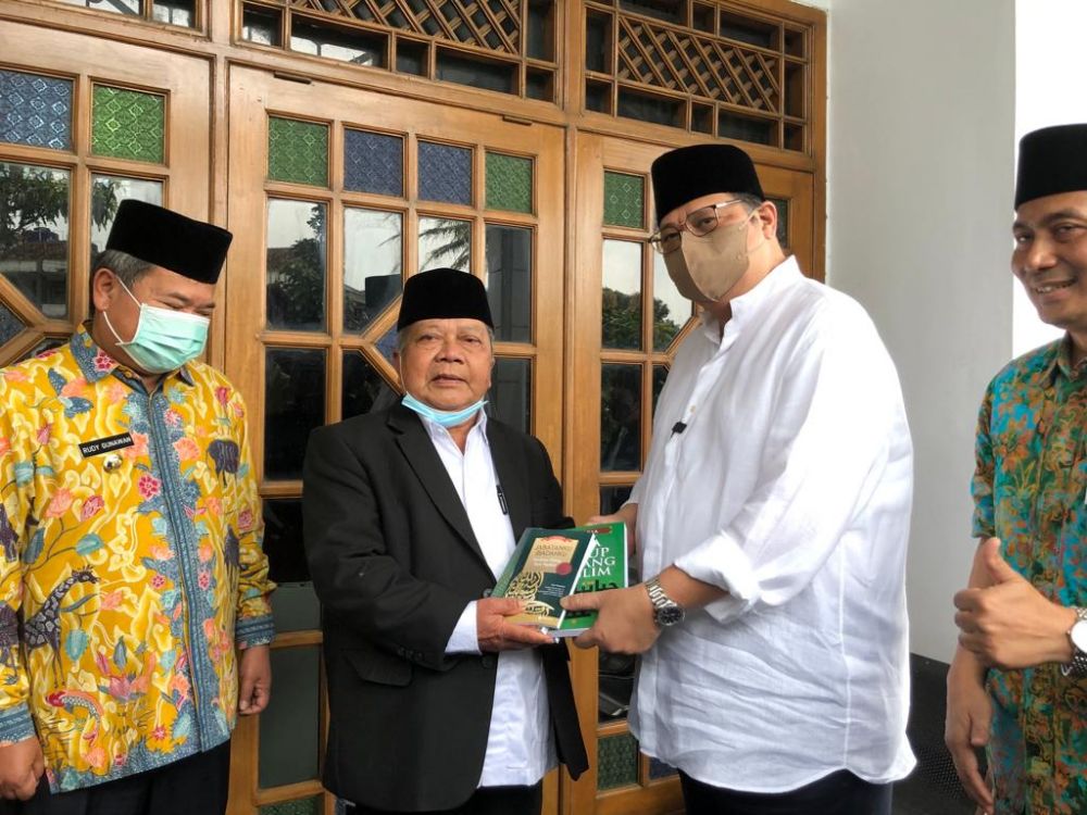 Dorong Pemberdayaan Ponpes, Masyarakat dan UMKM Garut Dukung Airlangga Presiden