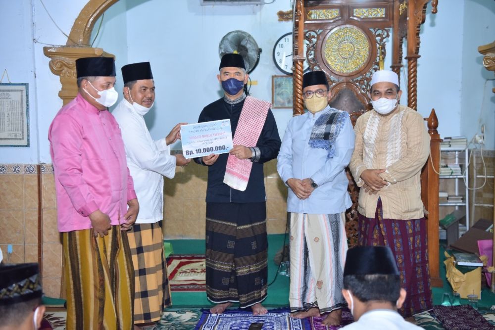 Tuntaskan Safari Ramadan Pemkot, Fasha Ajak Masjid Makmurkan Masyarakat