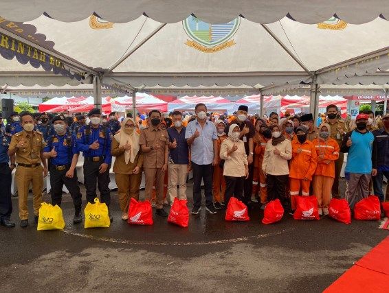 Rayakan Bulan Penuh Berkah, Sinsen Berbagi Ribuan Paket Sembako