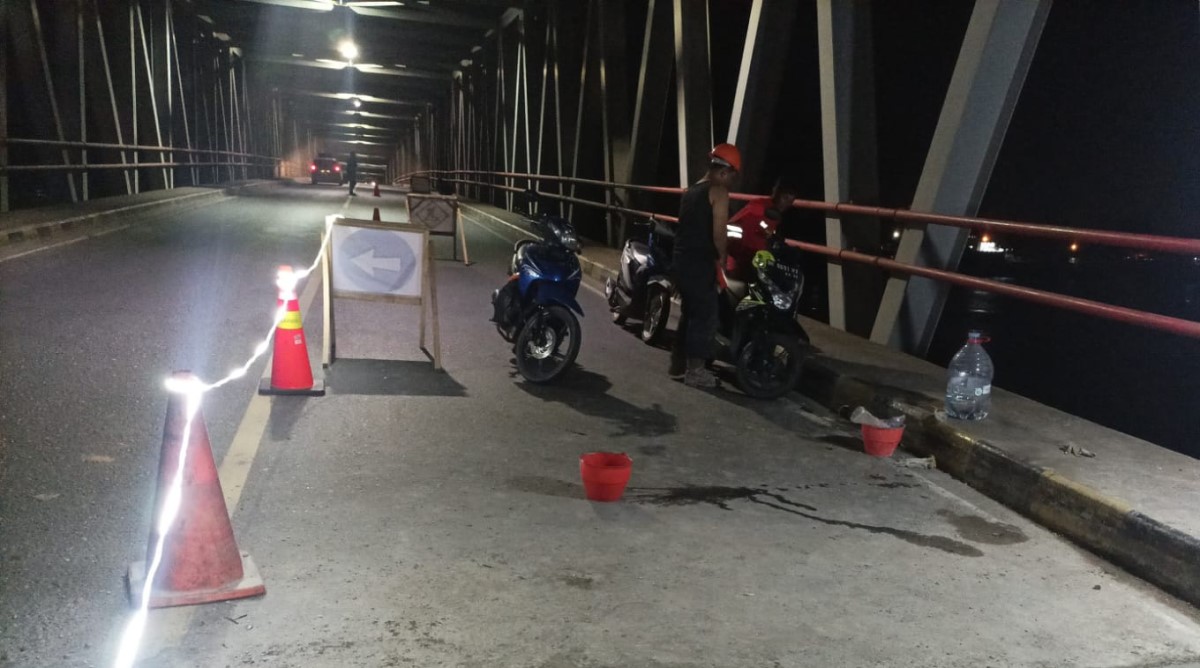 Perbaikan Jalan di Jembatan Aur Duri I Dikebut, Ini Target Penyelesaiannya