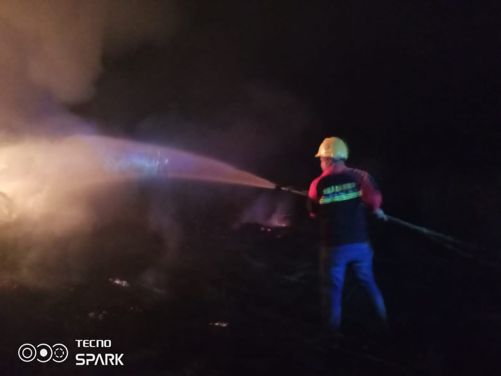 Puntung Rokok Diduga Penyebab Kebakaran Lahan di Betara