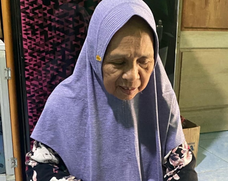 Kisah Inspiratif! Menabung 55 tahun, Pedagang Sate Naik Haji Tahun Ini