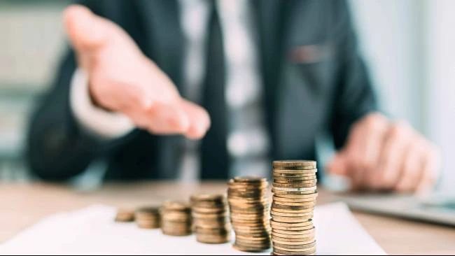 OJK Imbau Masyarakat Tak Bergantung Penuh pada AI Saat Berinvestasi