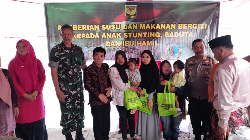 Cegah Stunting Kodim 0417/Kerinci Beri Bantuan Susu dan Makanan Bergizi