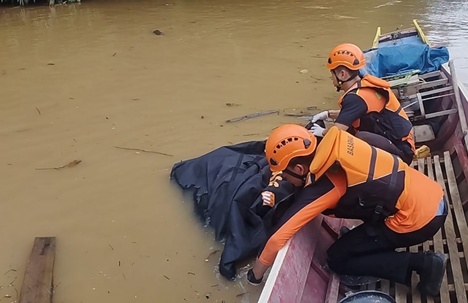 Akhirnya Ketemu! Korban Mobil Masuk Jurang di Muara Emat Terbawa Arus Hingga 43 Kilometer