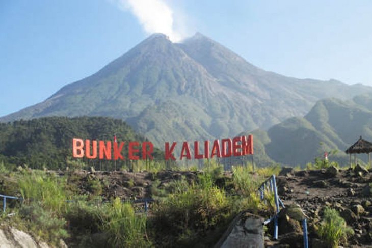 Gunung Merapi di DIY Yogyakarta Keluarkan 557 Kali Gempa Guguran