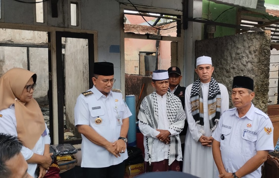 Wali Kota Jambi Sigap Bantu Korban Kebakaran di Paal V, Bukti Kepedulian Langsung ke Masyarakat