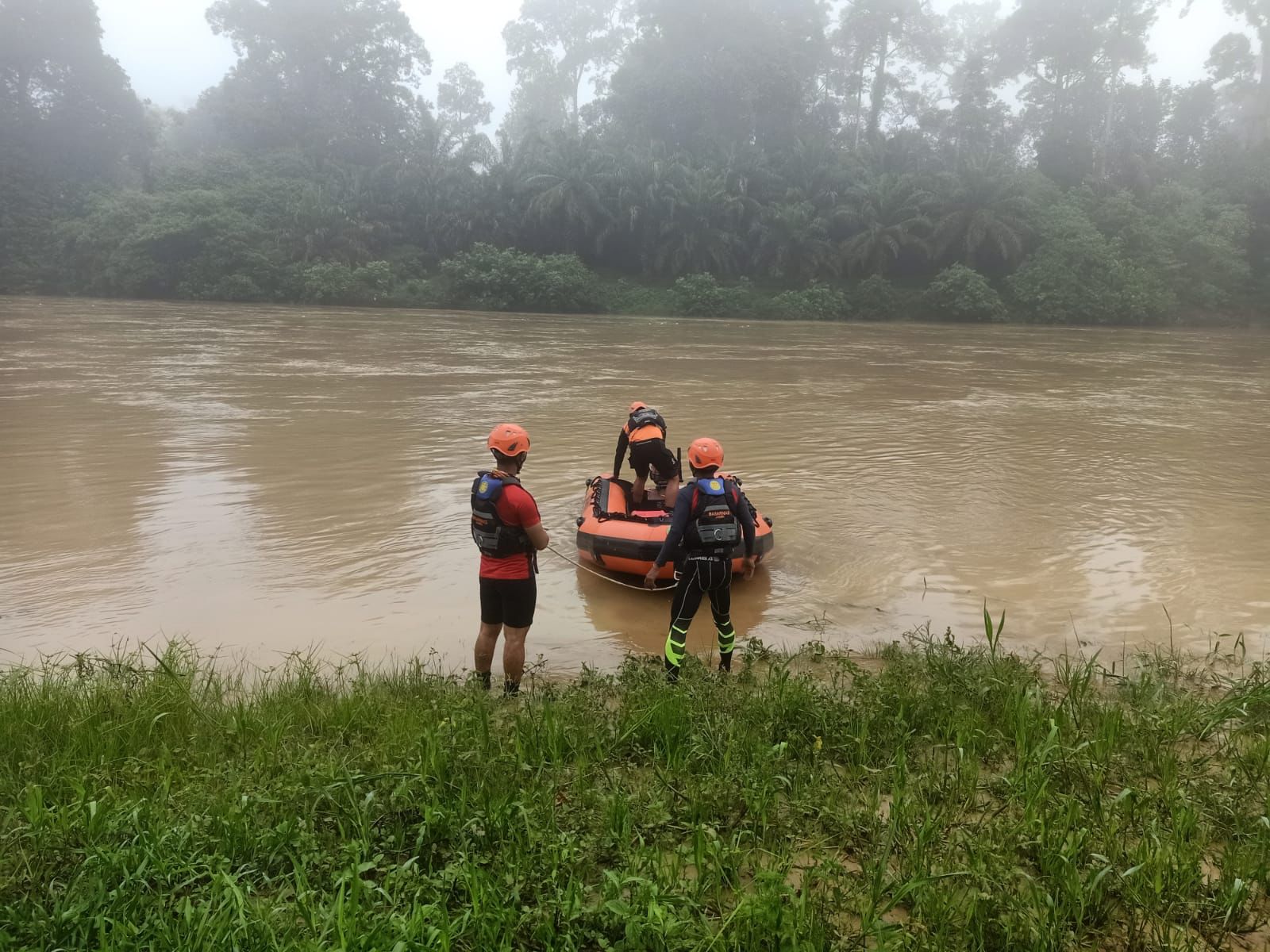 Tim SAR Gabungan Lanjutkan Pencarian Bocah yang Hilang di Sungai Merangin