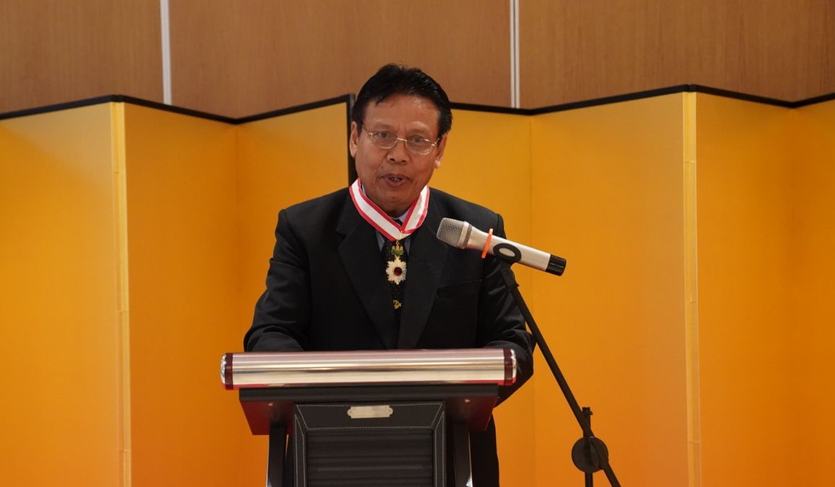 Guru Besar Universitas Udayana Dianugerahi Tanda Jasa oleh Pemerintah Jepang