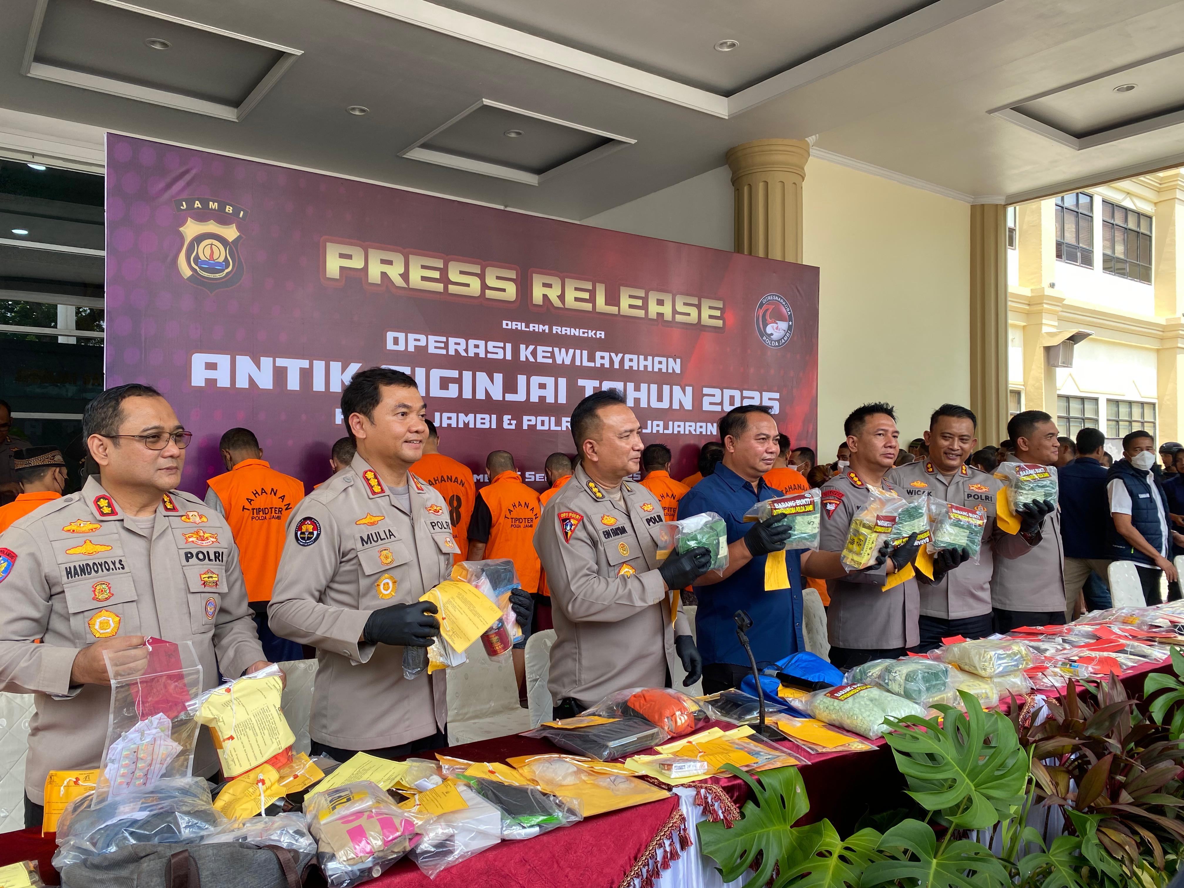 Ratusan Orang Terjaring Operasi Siginjai 2025, Ada Mahasiswa Hingga Dokter