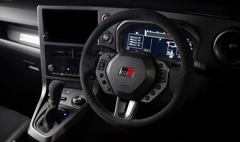 Eksklusif dan Buas, Toyota GR Yaris Morizo Tawarkan Interior Sporty Khas Mobil Balap