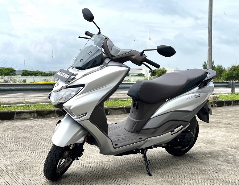 Tampil Elegan dan Nyaman,Suzuki Burgman Street 125 EX Dibanderol Rp26 Jutaan