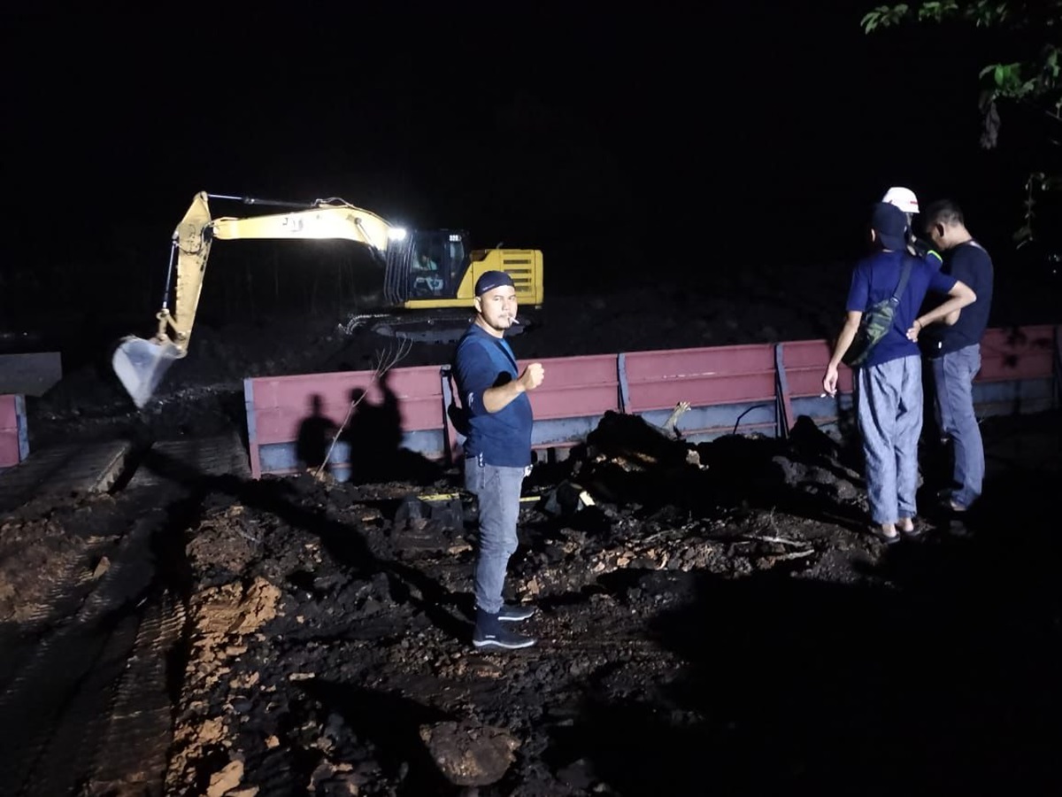 Tongkang Tabrak Jembatan di Batanghari, Ditpolairud Polda Jambi Panggil Pemilik Kapal 