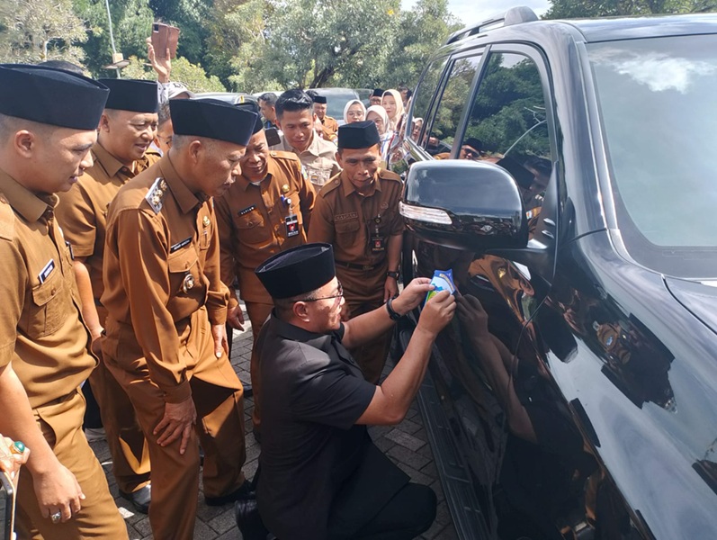 Nah Loh! Wali Kota Sungai Penuh Temukan Ada Kendaraan Dinas Mati Pajak