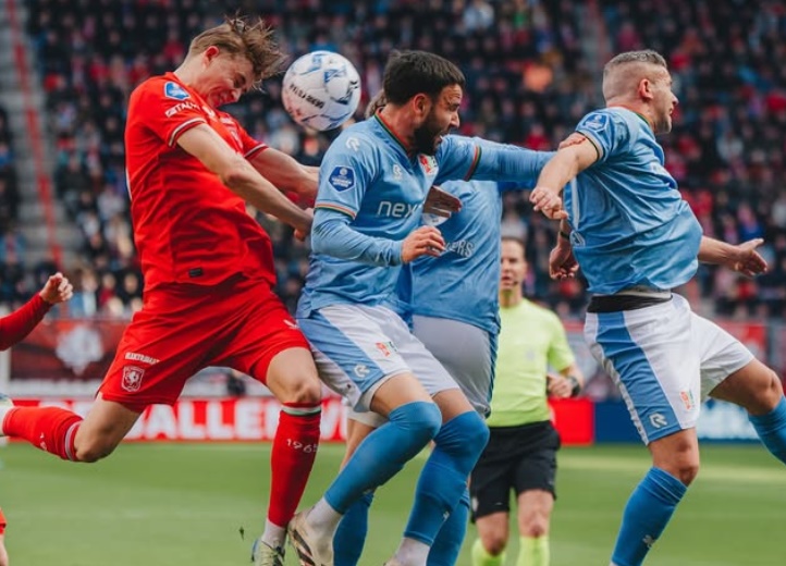 Hasil Liga Belanda: Twente Kalahkan NEC Nijmegen 2-0, Statistiknya Bikin Kaget!