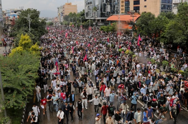 Demo Memanas di Nepal! Istri Mantan PM Nepal Tewas Akibat Rumah Dibakar