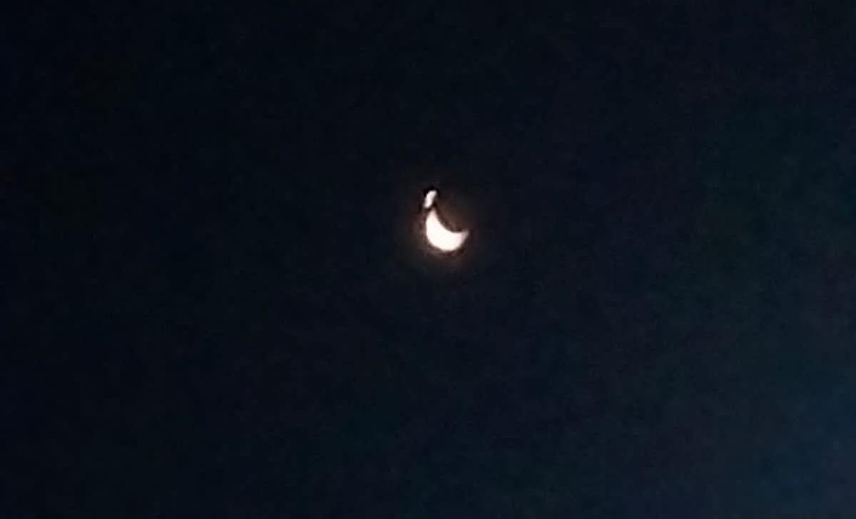 Malam Ketiga Ramadan, Heboh Fenomena Bulan Berdekatan dengan Bintang di Bungo, Pertanda Apa?