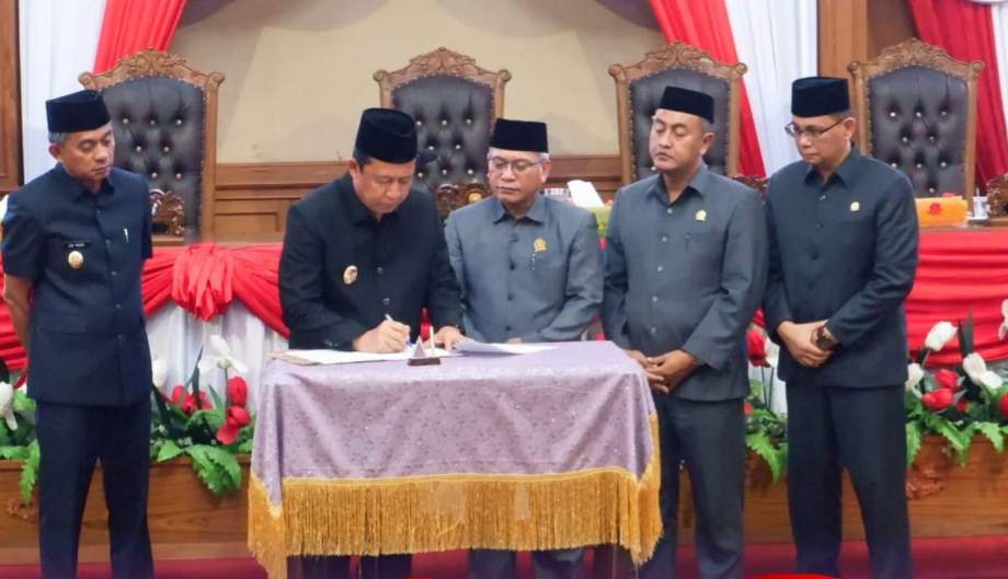 Bupati BBS Hadiri Rapat Paripurna, Tekankan Perubahan APBD 2025 untuk Kesejahteraan Rakyat Muaro Jambi