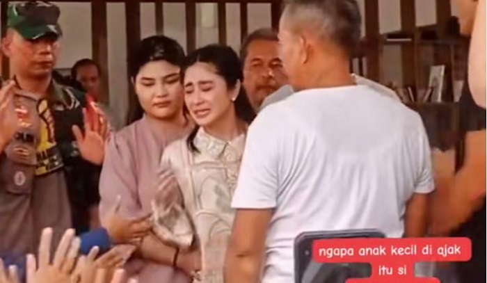 Pemuda Masjid Kritik Gaya Dewi Perssik Nitip Sapi: Suruh Orang Jagain Sapinya, Sekalian Dikasih Makan