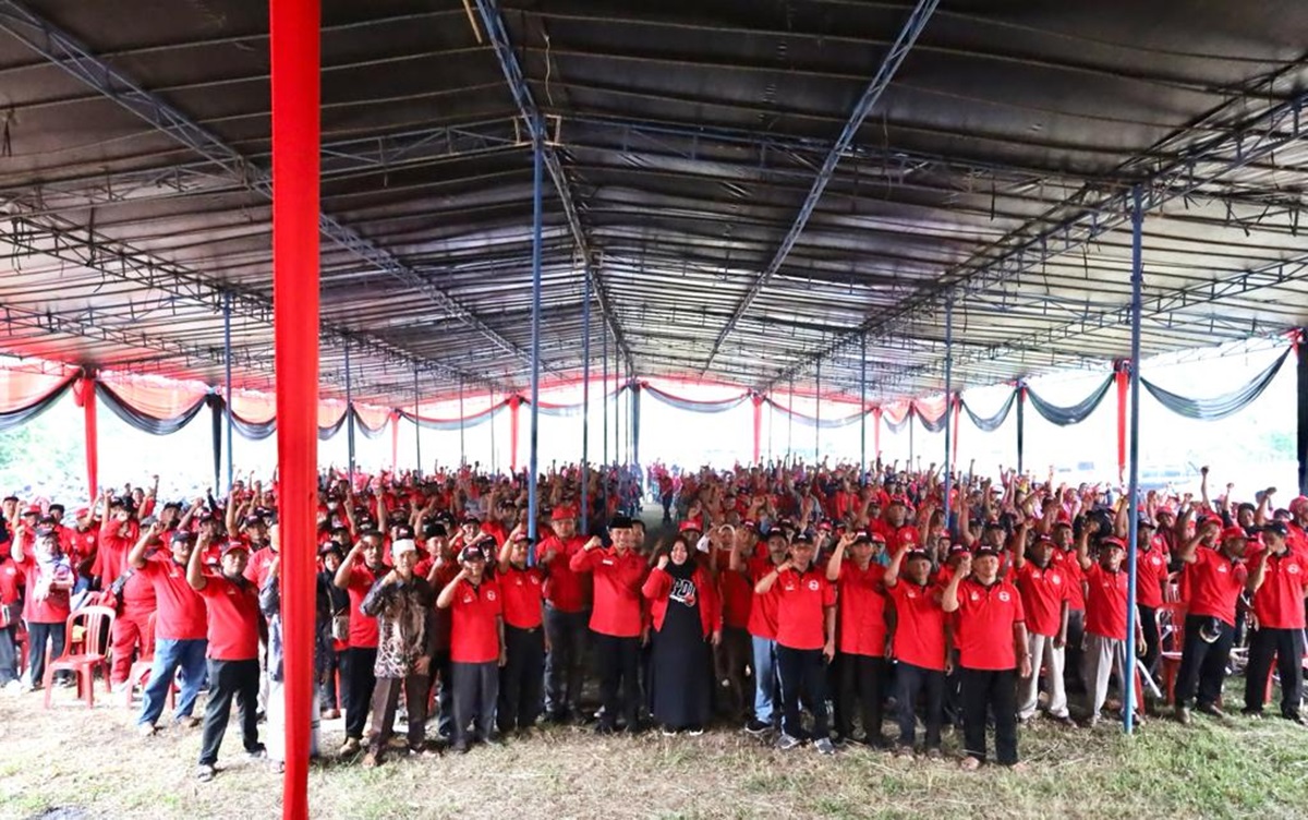 1.000 Relawan Edi Purwanto untuk DPR RI dan Ganjar-Mahfud Dikukuhkan Menangkan Pemilu 2024