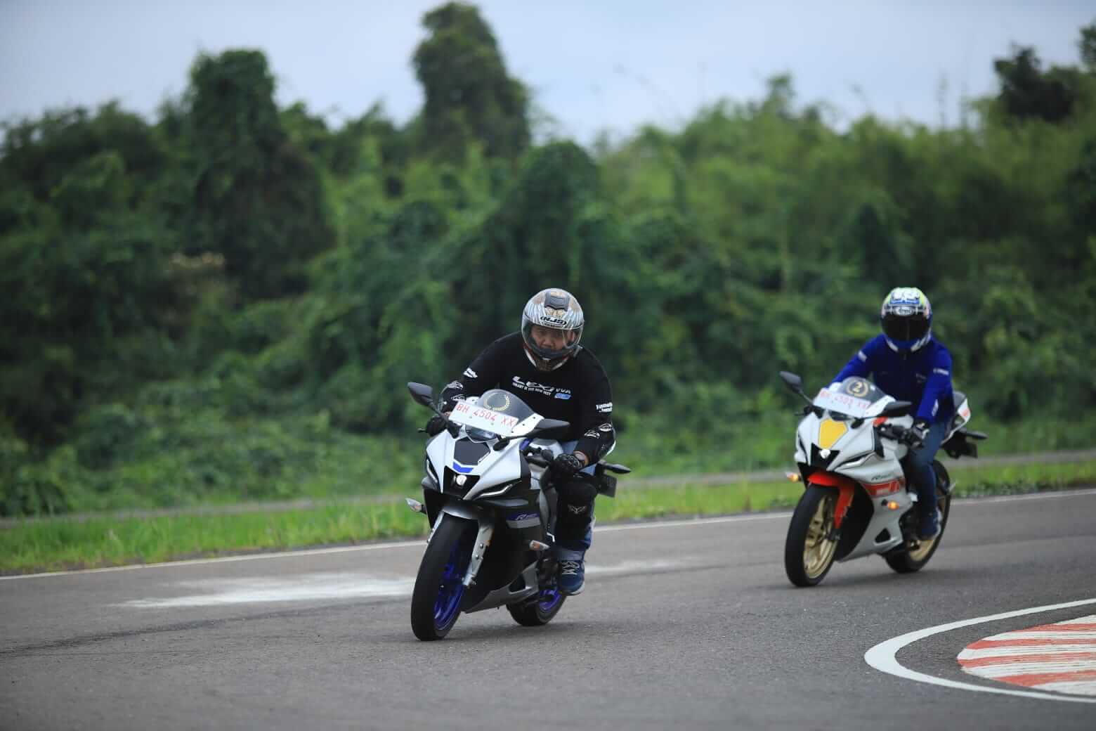 Bikers Yamaha di Jambi Nikmati Jajal All New R15 Connected Series 