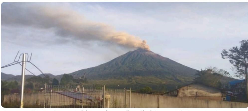 80 Ribu Jiwa di 3 Kecamatan Harus Dievakuasi Jika Gunung Kerinci Terus Erupsi, Bupati : Butuh 5 Jalan Evakuasi