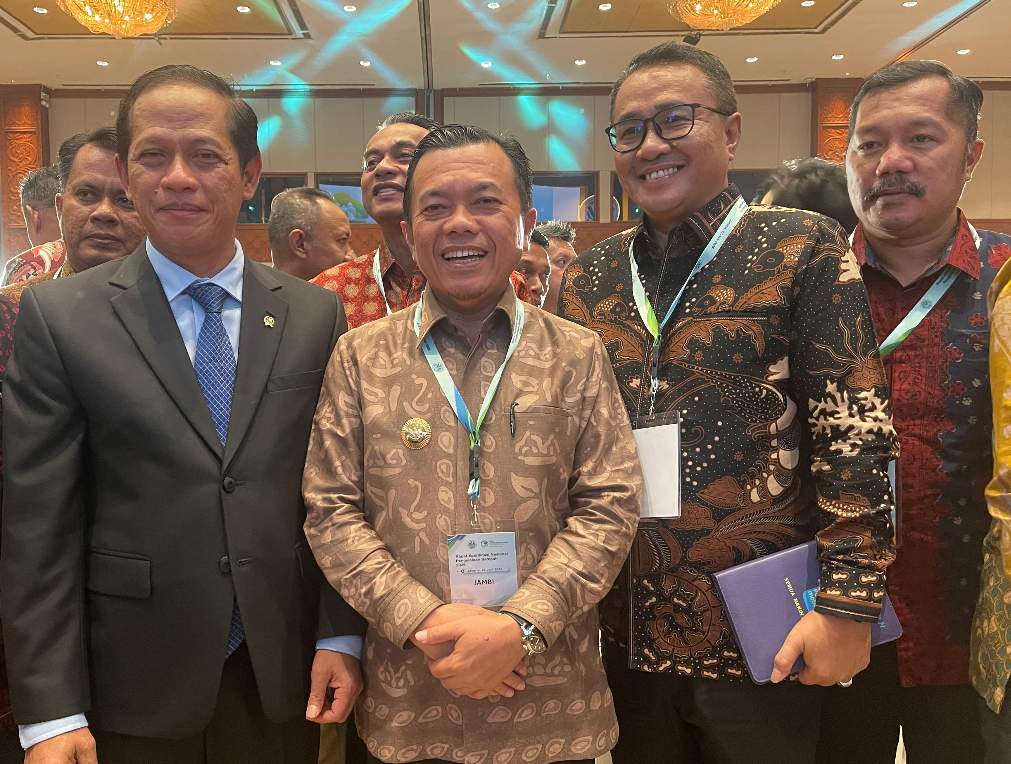 Gubernur Jambi Hadiri Rakornas Pengeloalan Sampah, Bongkar Cara Ubah Sampah Jadi Energi Rumah Tangga!