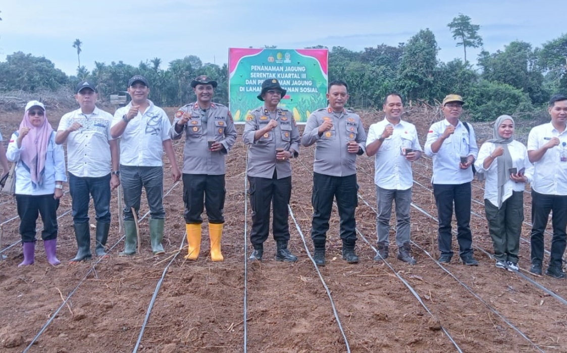 SKK Migas PetroChina Ikut Tanam Jagung Serentak Kuartal III, Polres Tanjab Timur Berikan Apresiasi 