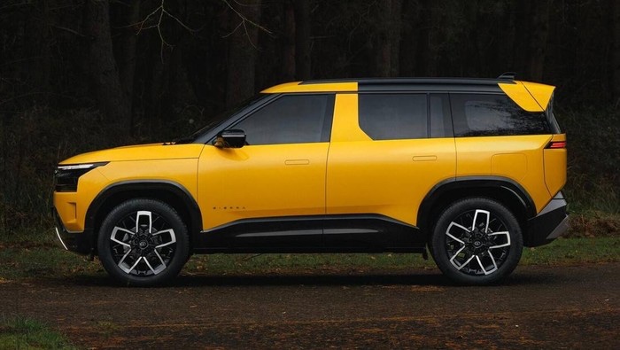 SUV Rp 210 Jutaan Ini Laris Manis, 100 Ribu Unit Ludes dalam 2,5 Bulan!