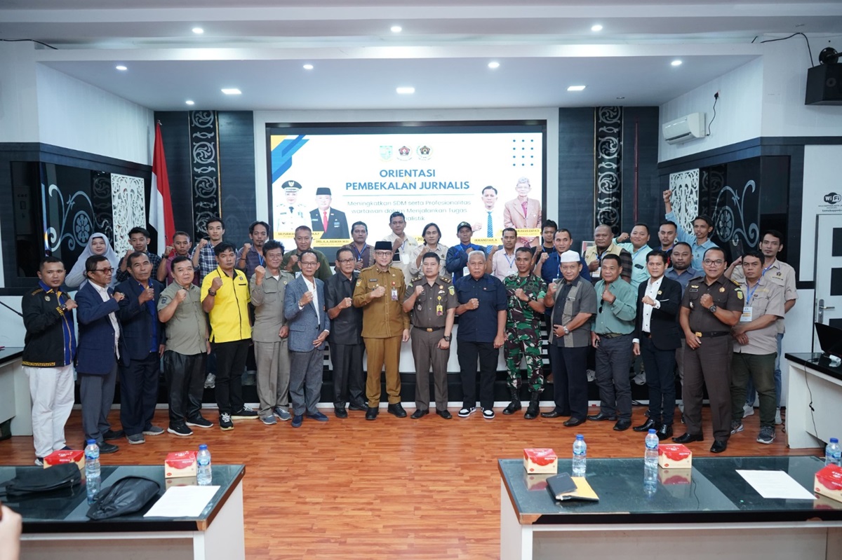 Kadiskominfo Kota Jambi Buka Orientasi dan Pembekalan Jurnalis oleh PWI Kota Jambi