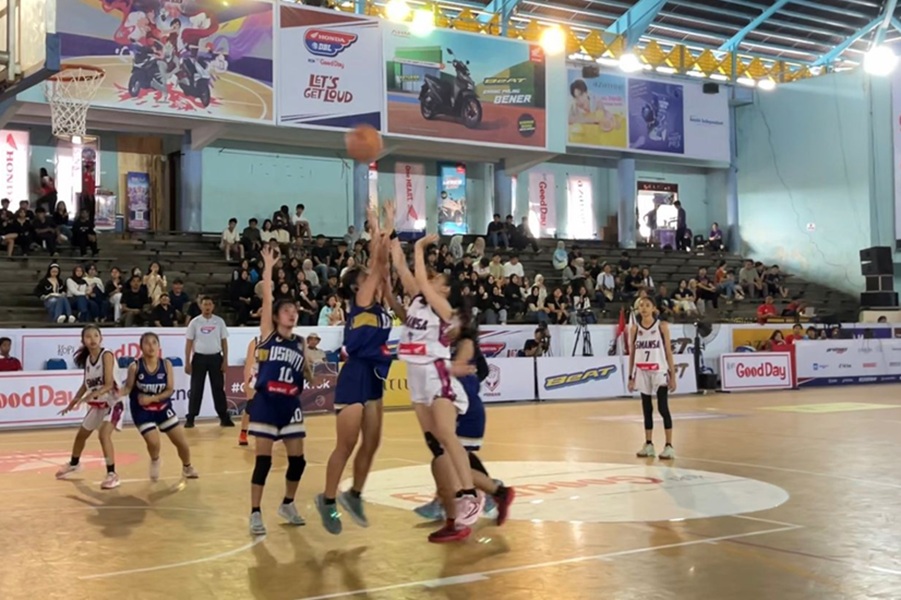 Ganas Sejak Tip-Off! SMAN 1 Tanjab Barat Bungkam SMA Unggul Sakti 31–13 