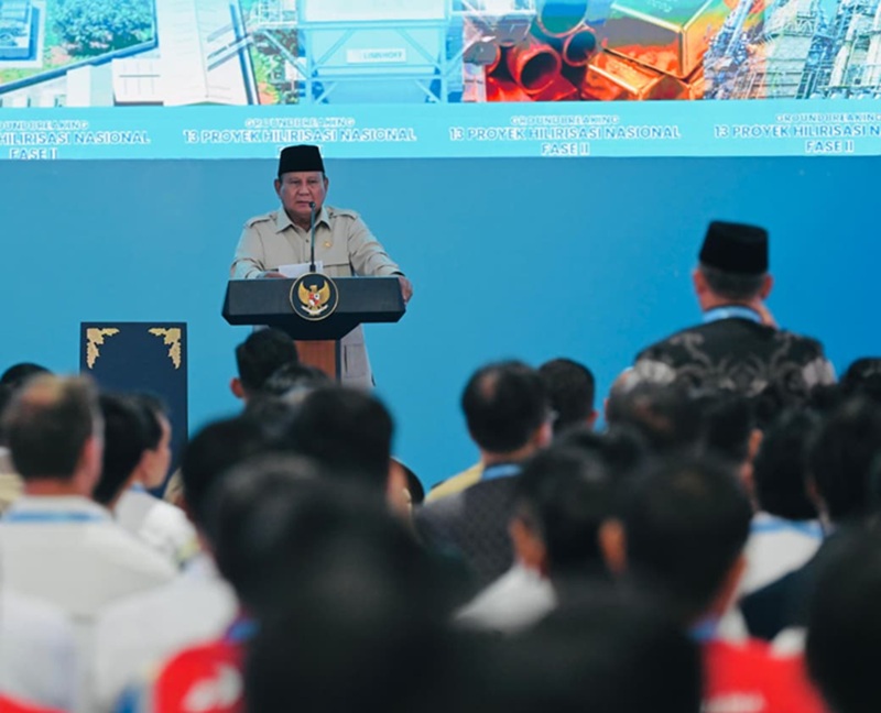 Dari Cilacap, Presiden Prabowo Tegaskan SDA Indonesia Harus Dinikmati Sepenuhnya oleh Rakyat