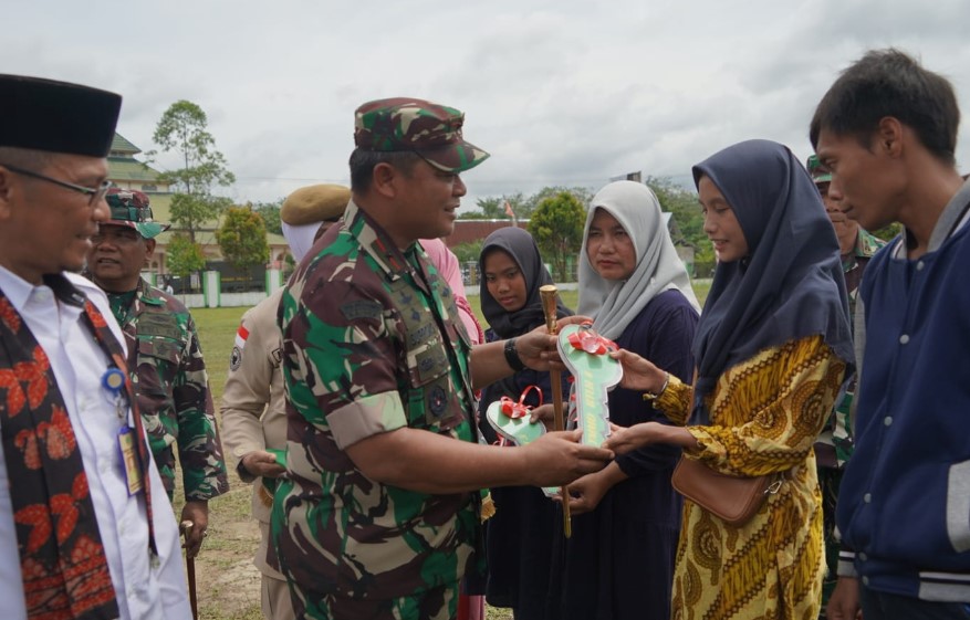 Danrem 042/Gapu Resmi Tutup TMMD Ke-115 Kodim 0415/Jambi